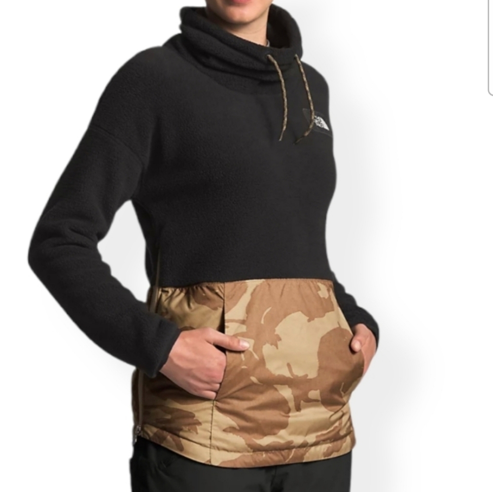 The North Face Riit Camo Pullover